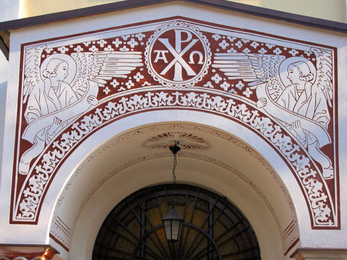 Sgraffitoarbeiten an einer russisch-orthodoxen Kathedrale